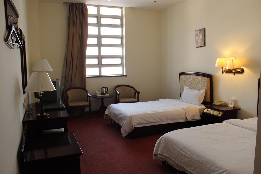 Super 8 Beijing Yizhuang Tianbao Hotel Værelse billede