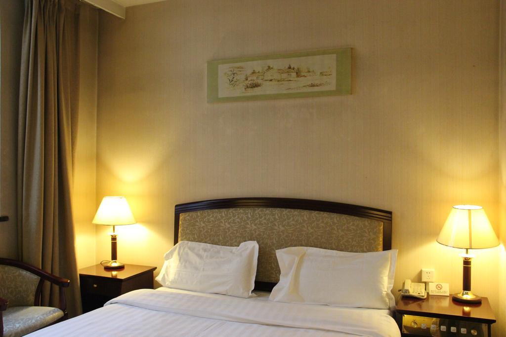 Super 8 Beijing Yizhuang Tianbao Hotel Værelse billede