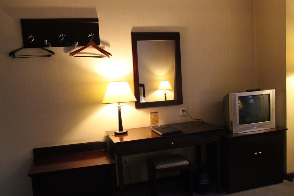 Super 8 Beijing Yizhuang Tianbao Hotel Værelse billede