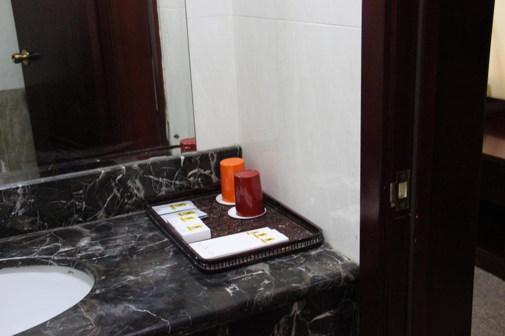 Super 8 Beijing Yizhuang Tianbao Hotel Værelse billede